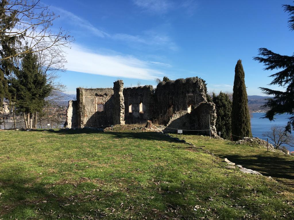 Vila La Casa Nel Parco Arona Exteriér fotografie