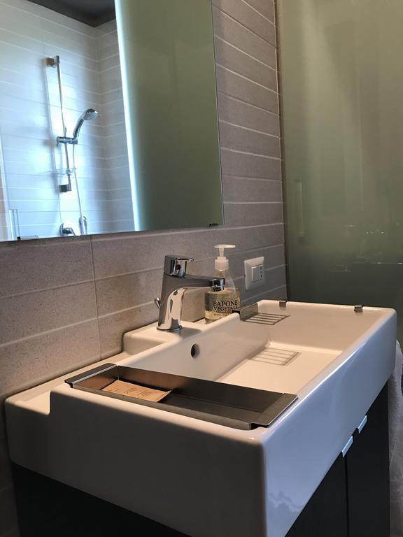Vila La Casa Nel Parco Arona Exteriér fotografie