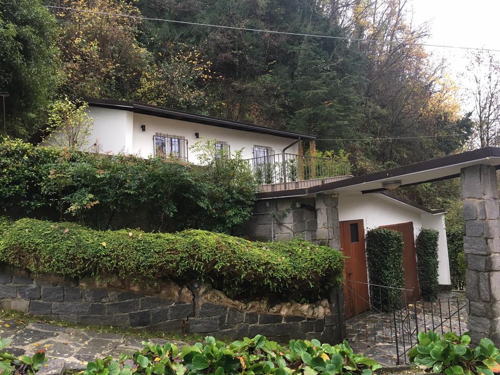 Vila La Casa Nel Parco Arona Exteriér fotografie