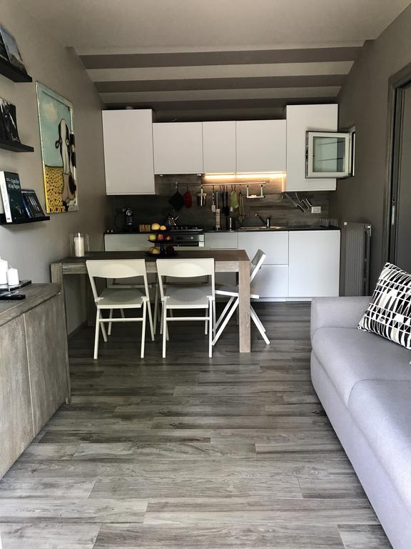 Vila La Casa Nel Parco Arona Exteriér fotografie