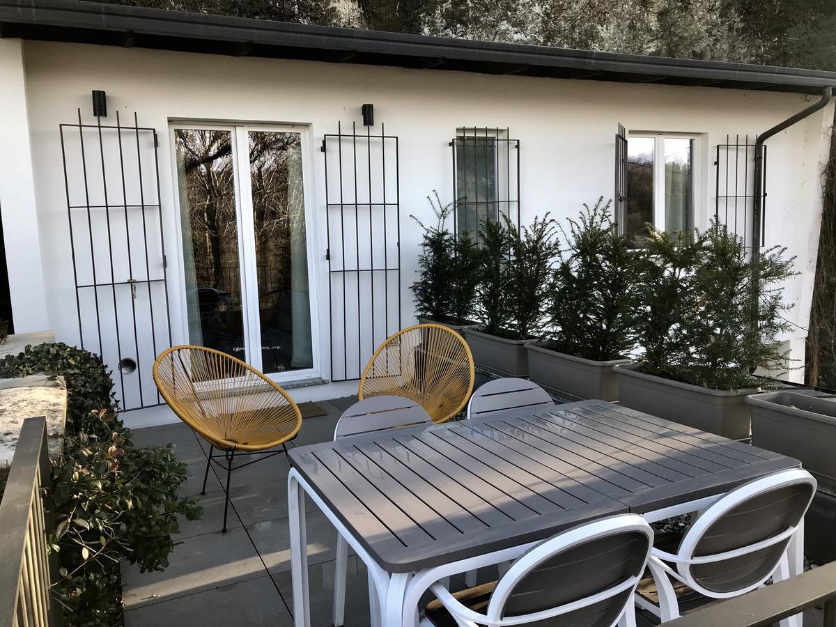 Vila La Casa Nel Parco Arona Exteriér fotografie